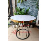 Bàn tròn decor tiếp khách mặt thủy tinh hữu cơ viền mạ vàng chân lồng BS86