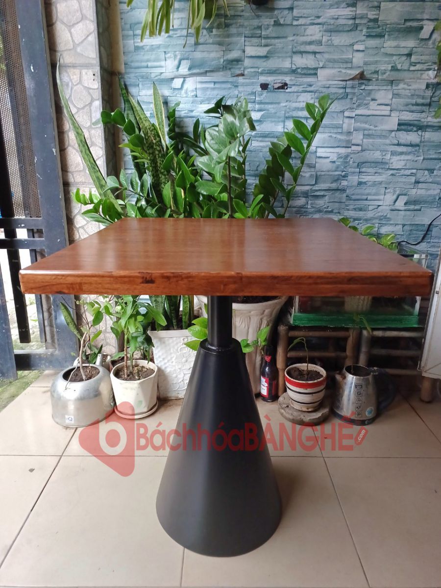 Bàn vuông cafe mặt gỗ chân nón BS83
