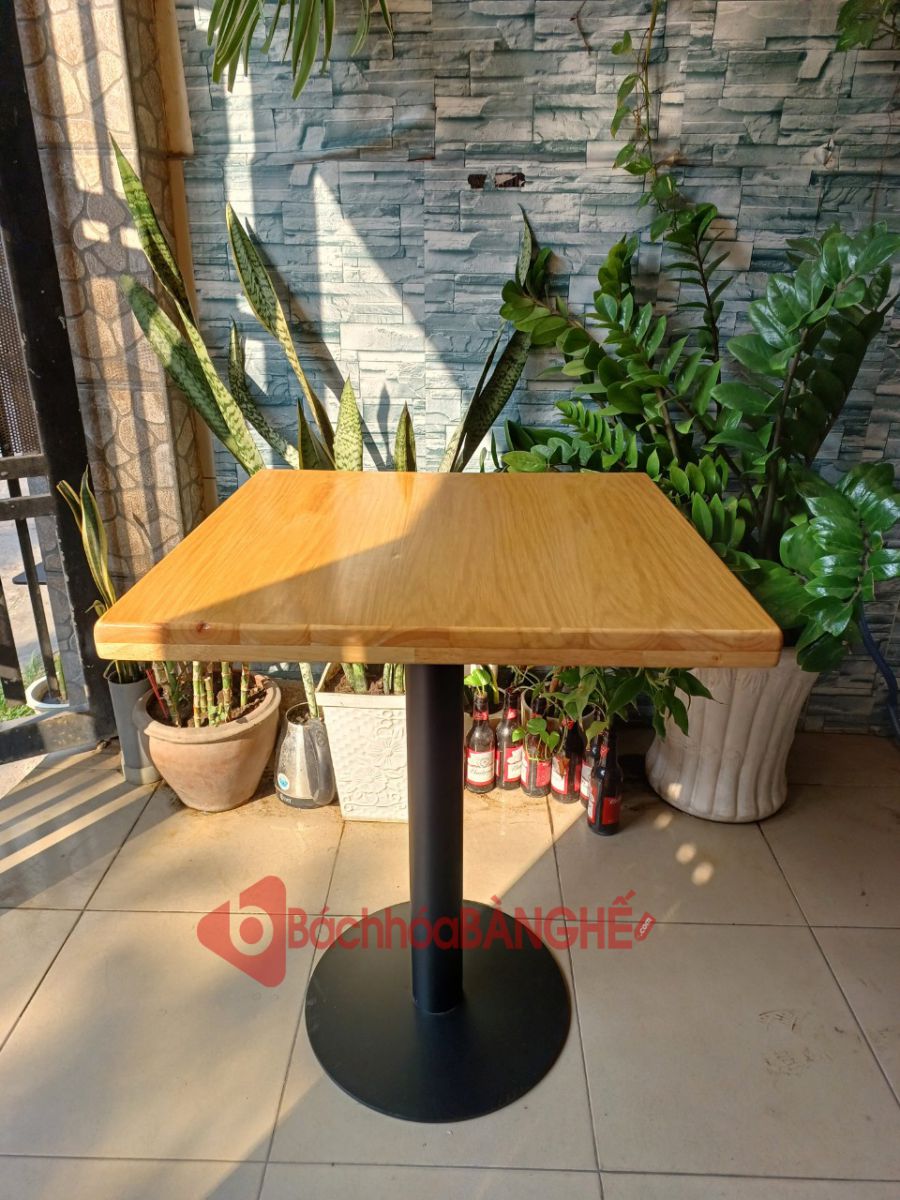 Bàn vuông cafe mặt gỗ chân sắt trụ tròn đế tròn BS108