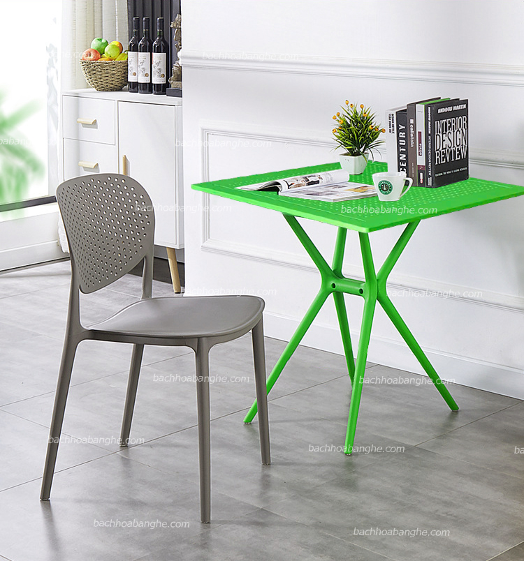 Bàn vuông cafe nhựa đúc BST04